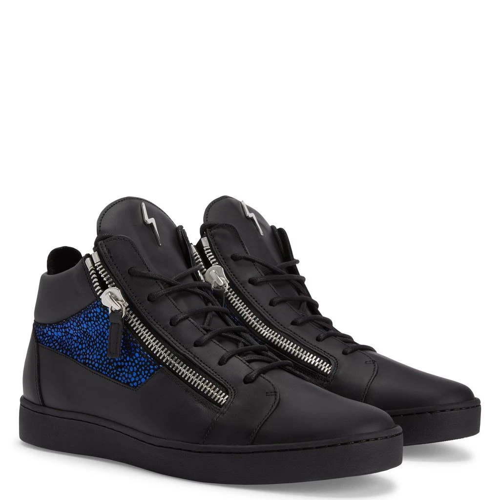 Giuseppe Zanotti Kriss 2