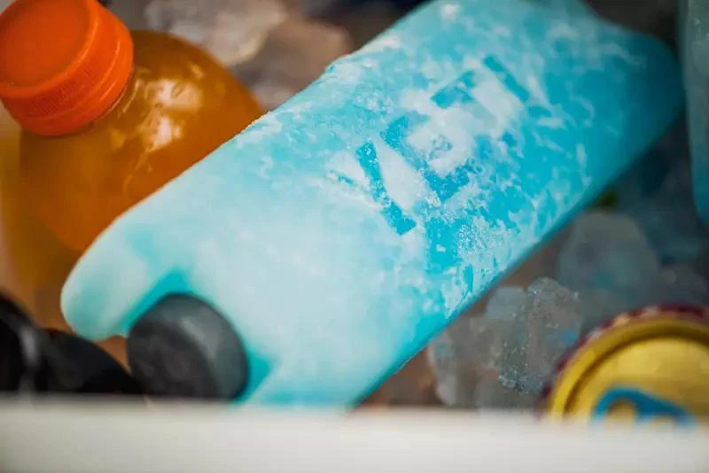 YETI YETI 1 lb. Ice Pack 6