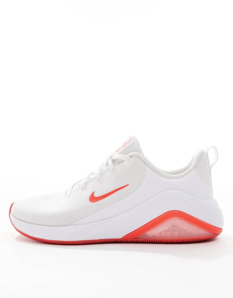 NIKE Nike Training Air Zoom Bella 7 trainers in white and pink 2