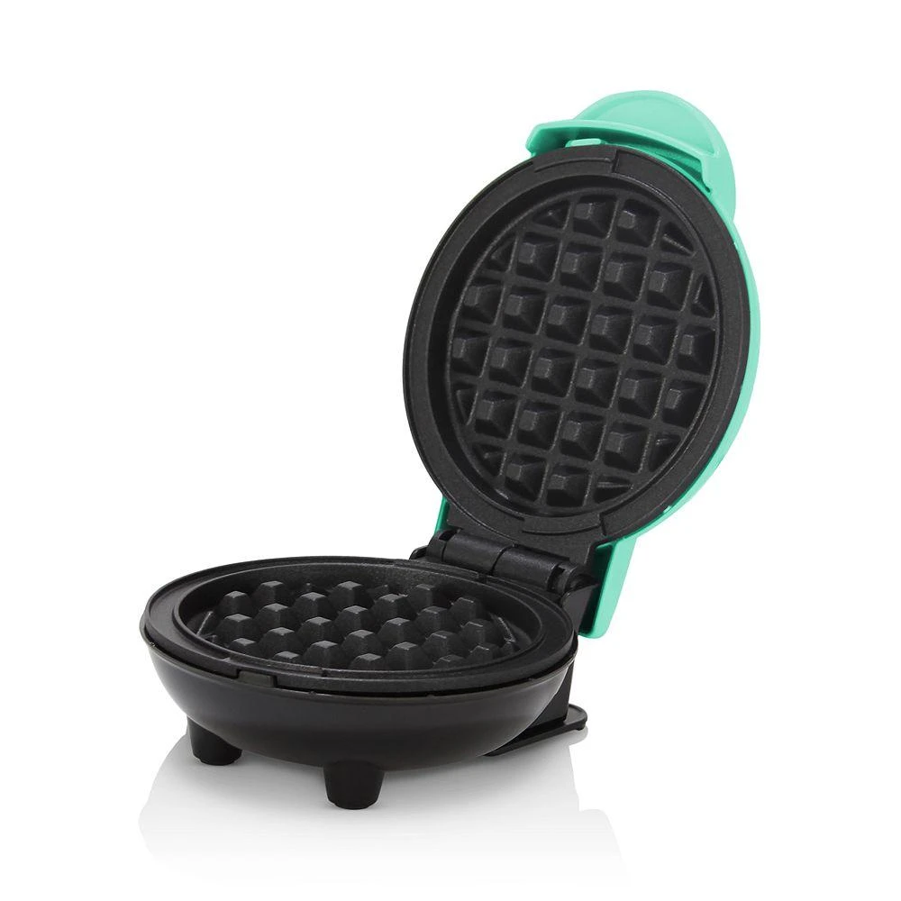 Dash Mini Waffle Maker 2