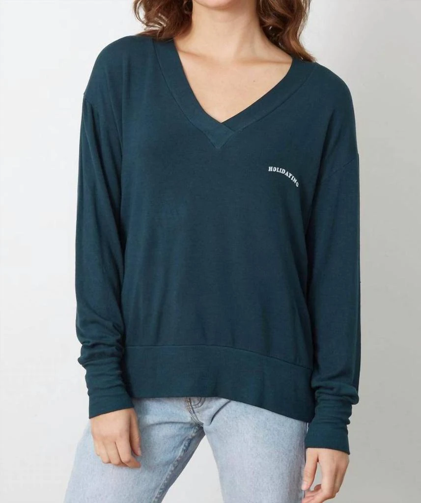 good hYOUman Good Hyouman - Holidaying V Neck Sweatshirt 1