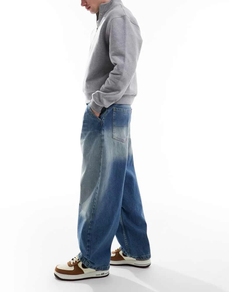 Bershka Bershka skater fit jeans in mid blue 2