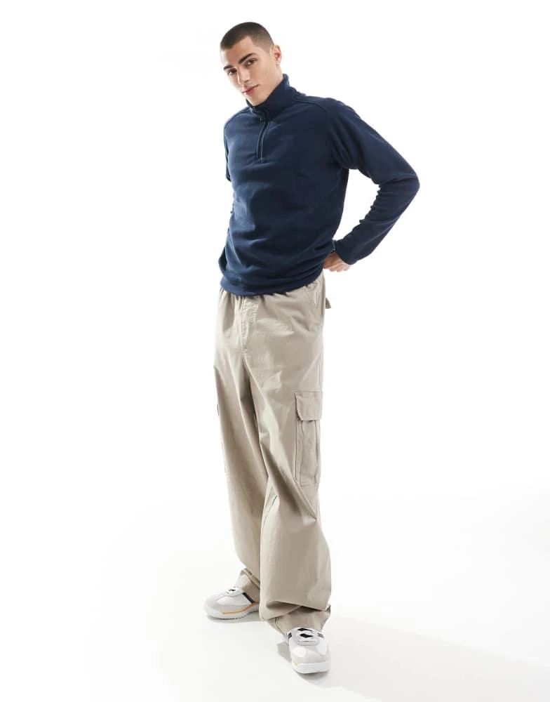 Helly Hansen Helly Hansen Daybreaker 1/2 zip fleece in navy 2