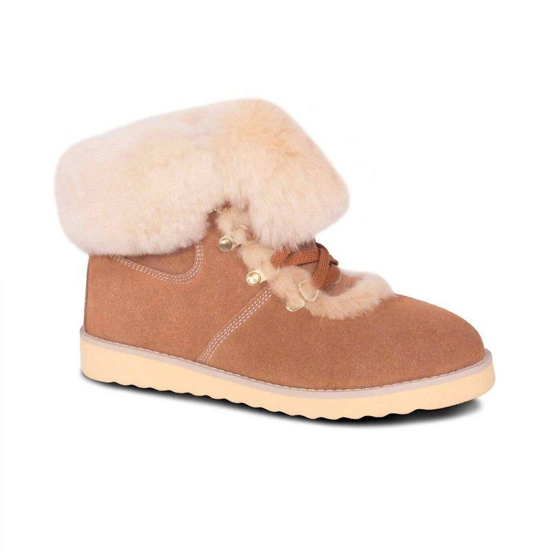 Cloud Nine Ladies Posh Sheepskin Boots 1