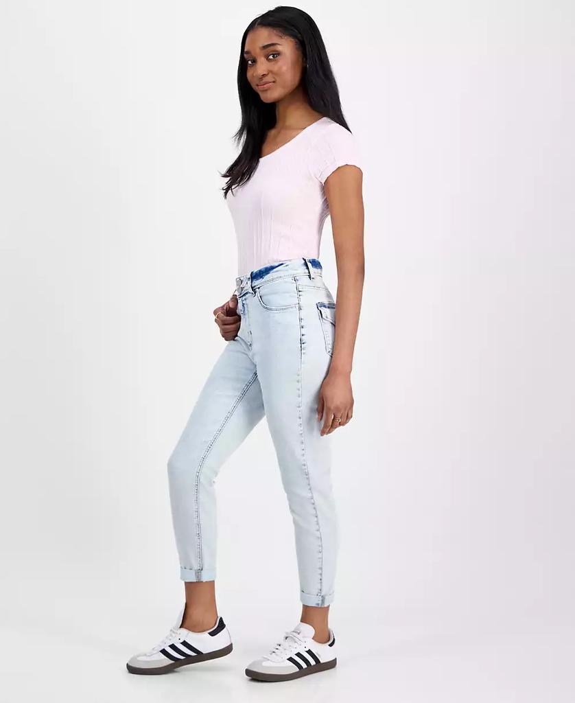 Indigo Rein Juniors' Mid-Rise Light-Wash Cropped Jeans