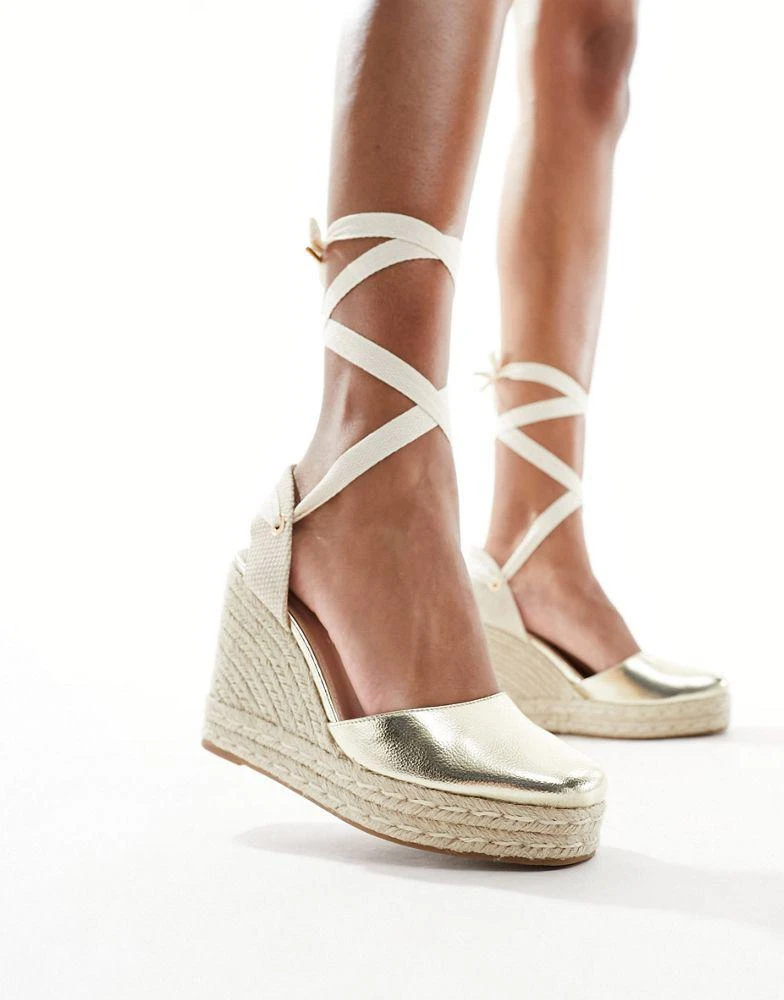 Schuh schuh closed toe wedge espadrilles in gold 1