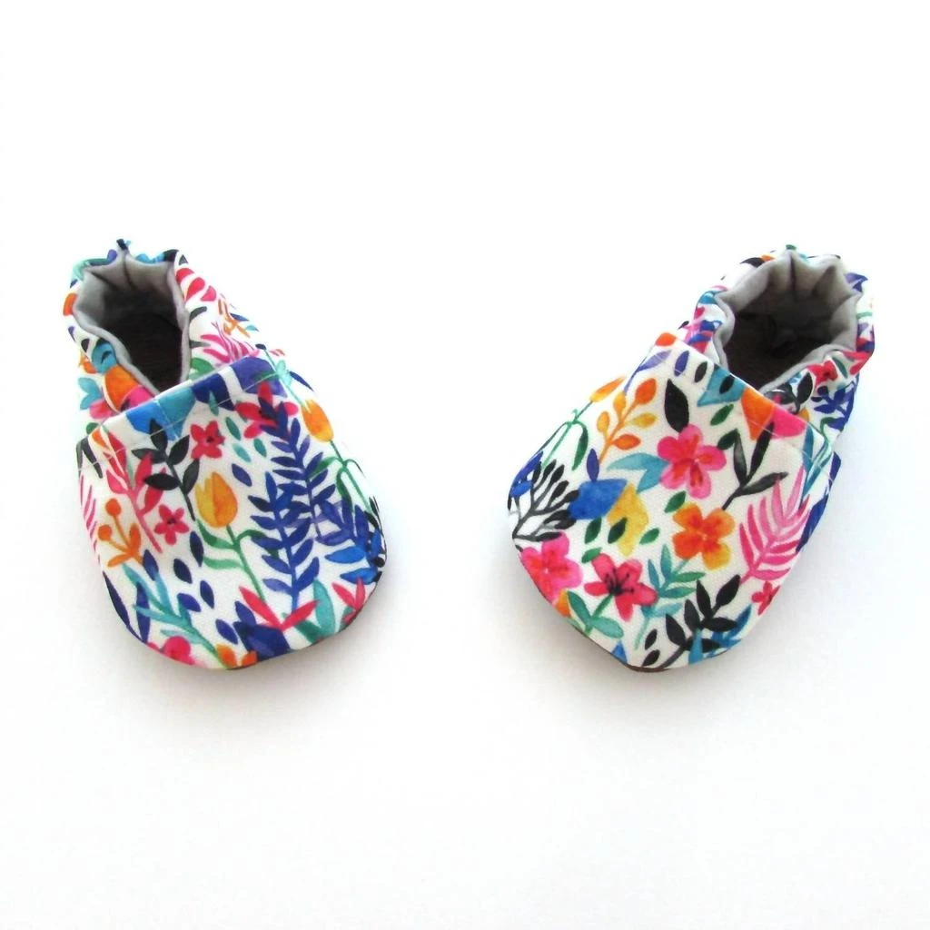 Cabooties Cabooties - Baby Spring Floral Moccasins