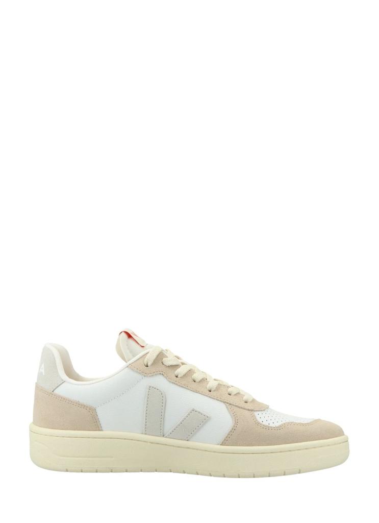 Veja V82