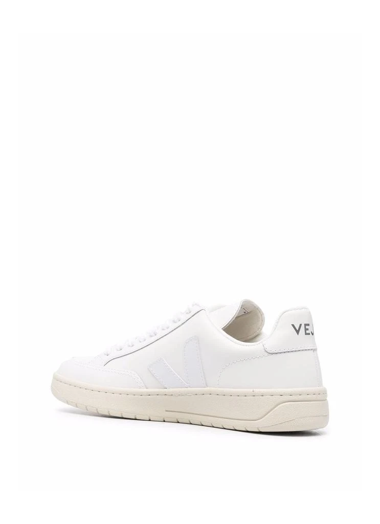 Veja V -12 Leather 2