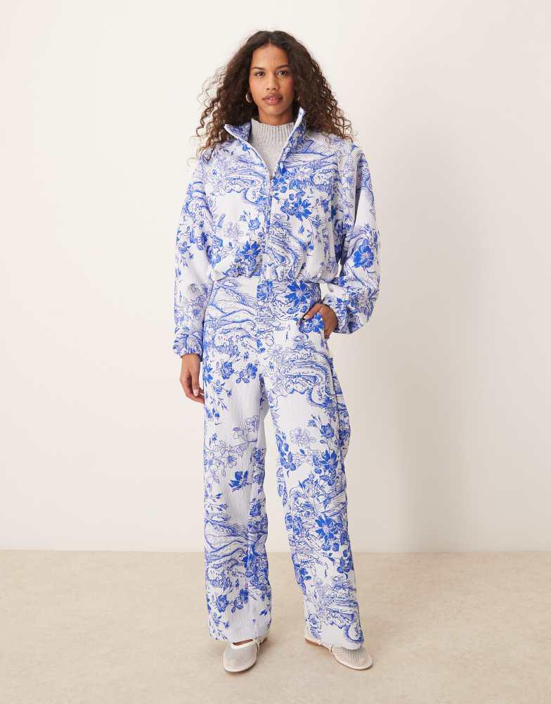 nike floral jacket women's