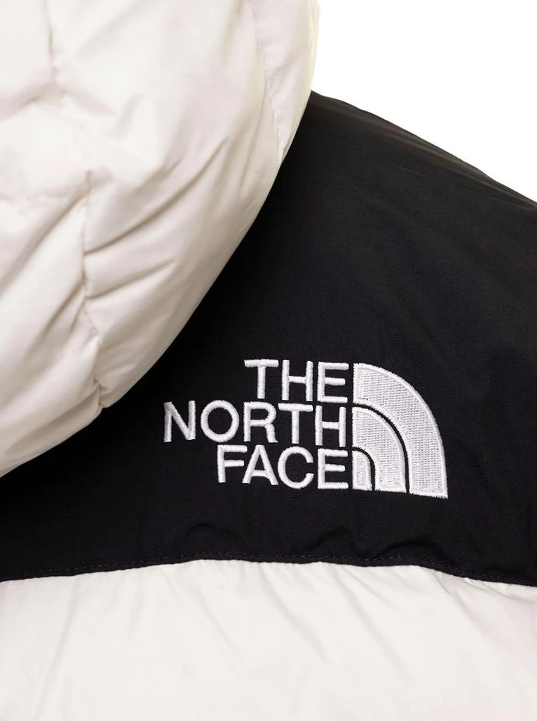 The North Face The North Face Logo Embroidered Zipped Puffer Jacket 3