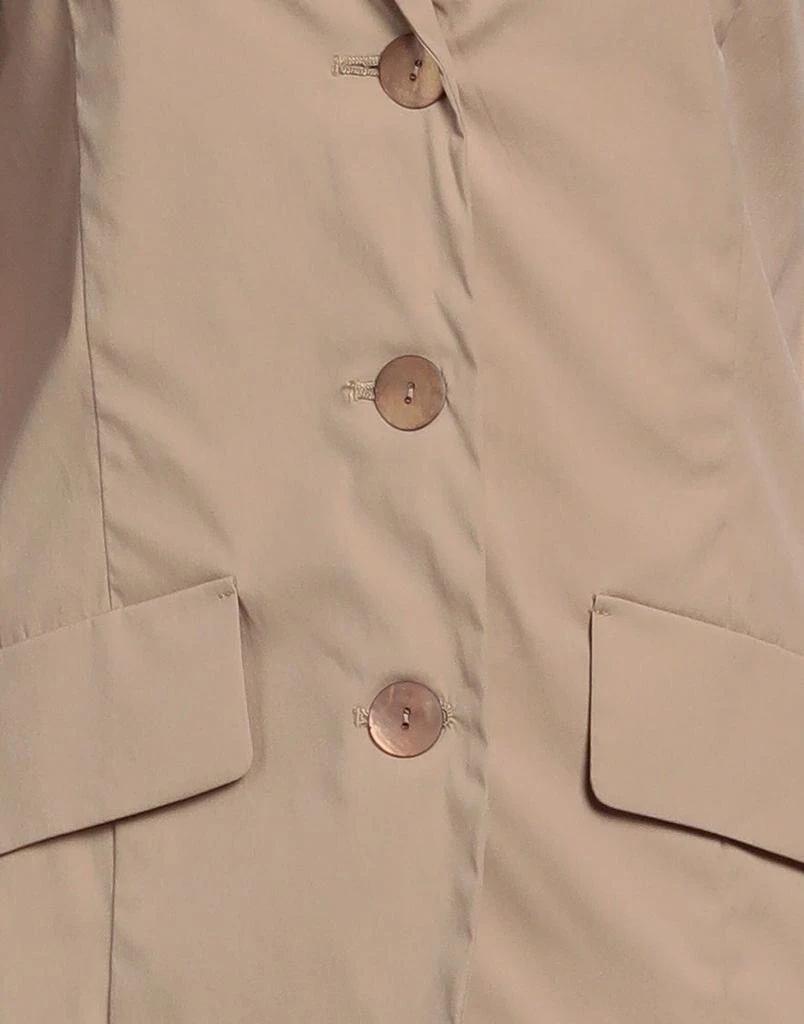 CARLA G. Blazer 4