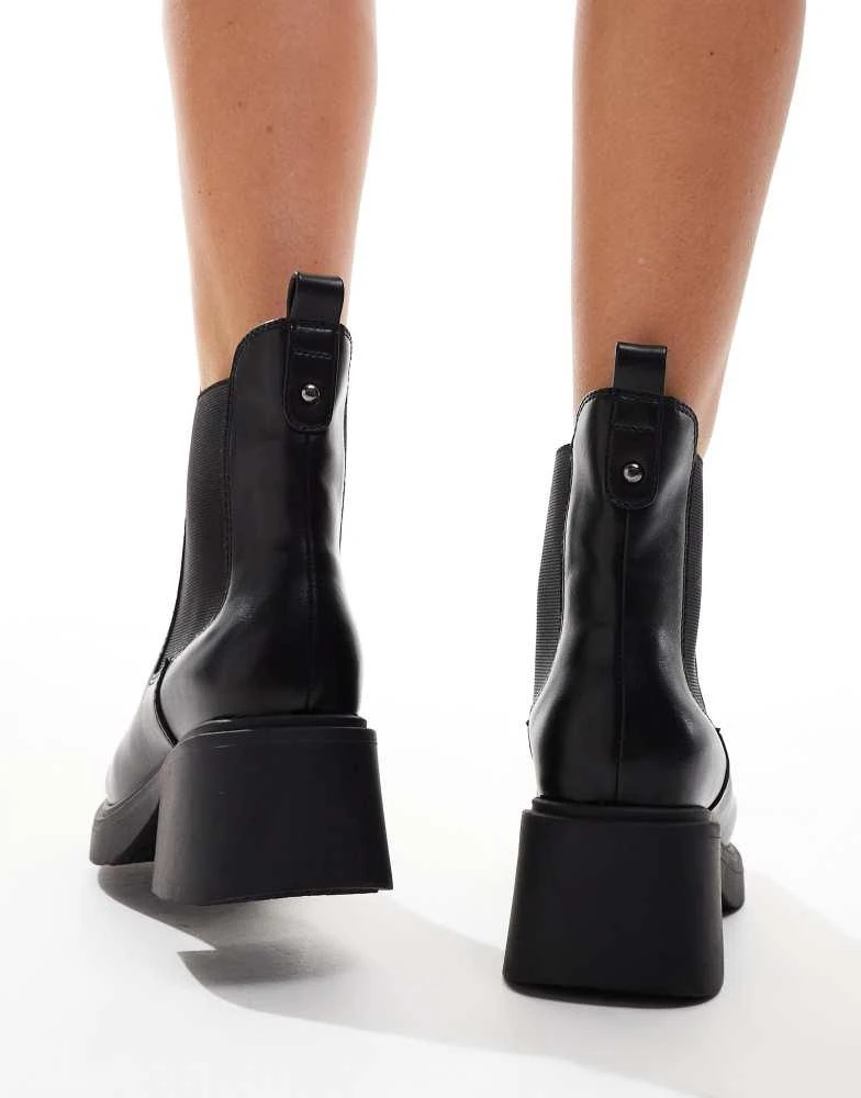 New Look New Look square toe low ankle boot in black 3