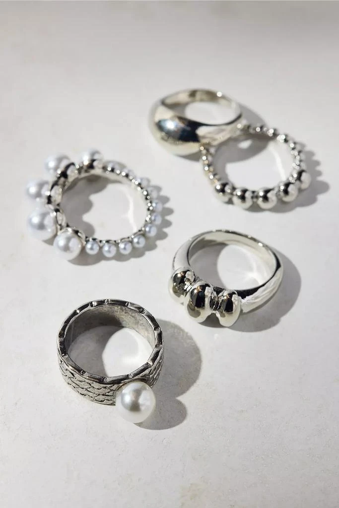 Urban Outfitters Boulder Pearl Ring Set