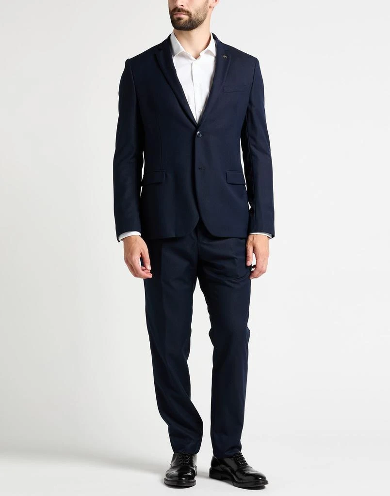MANUEL RITZ Suits 2