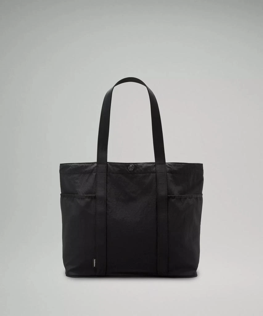 lululemon Daily Multi-Pocket Tote Bag 20L 1