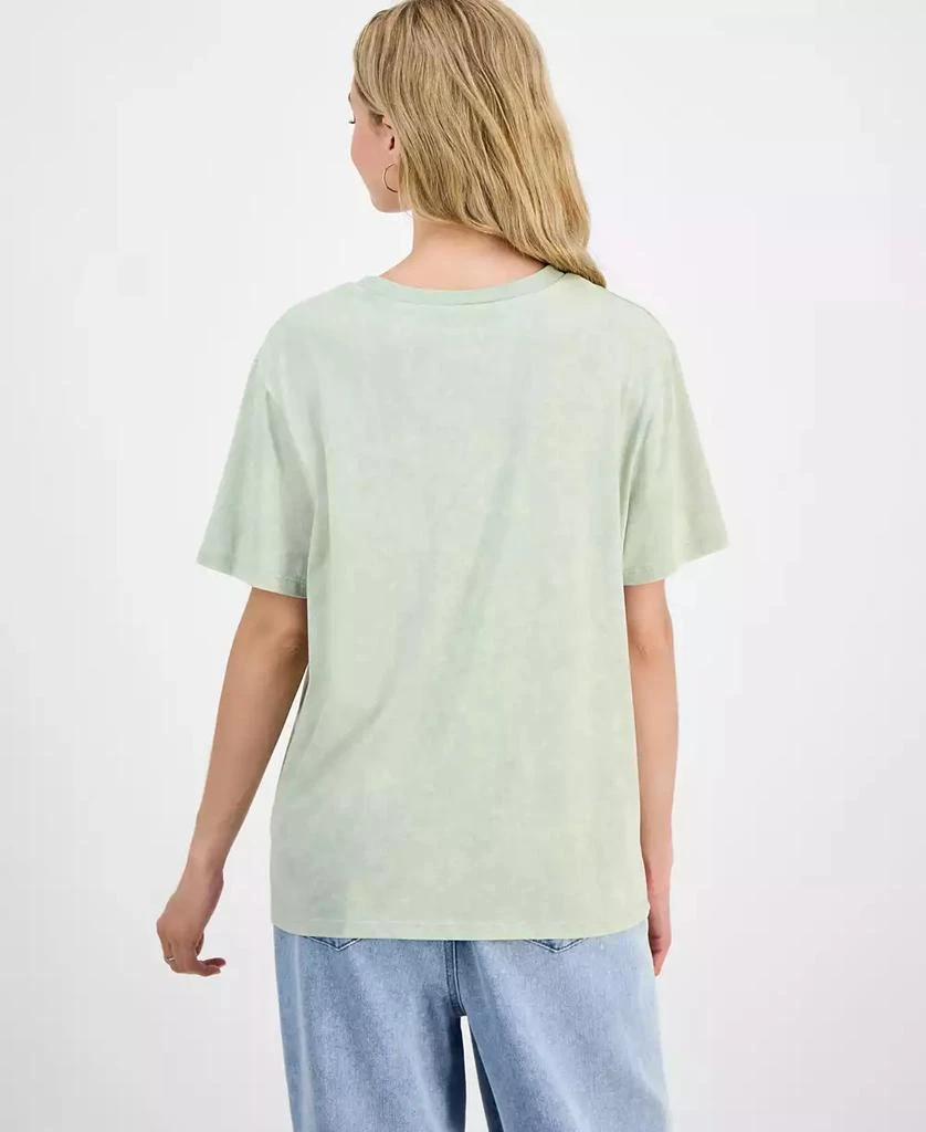 Love Tribe Juniors' The Beatles Strawberry Fields T-Shirt 4