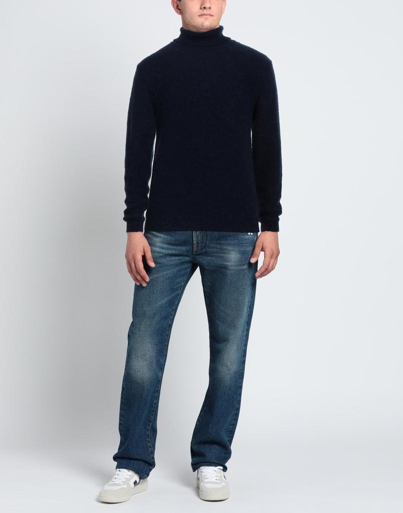 irish crone Turtleneck