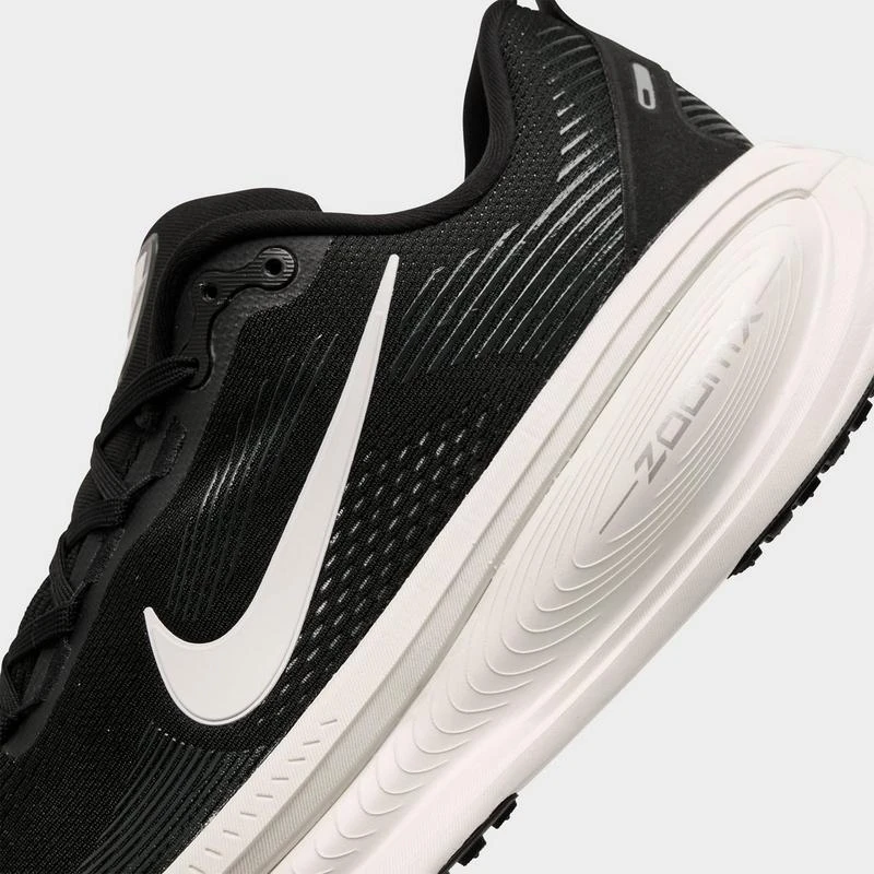 NIKE VOMERO 18 3