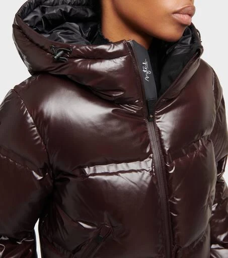Aztech Mountain Minnie cropped down ski jacket 4