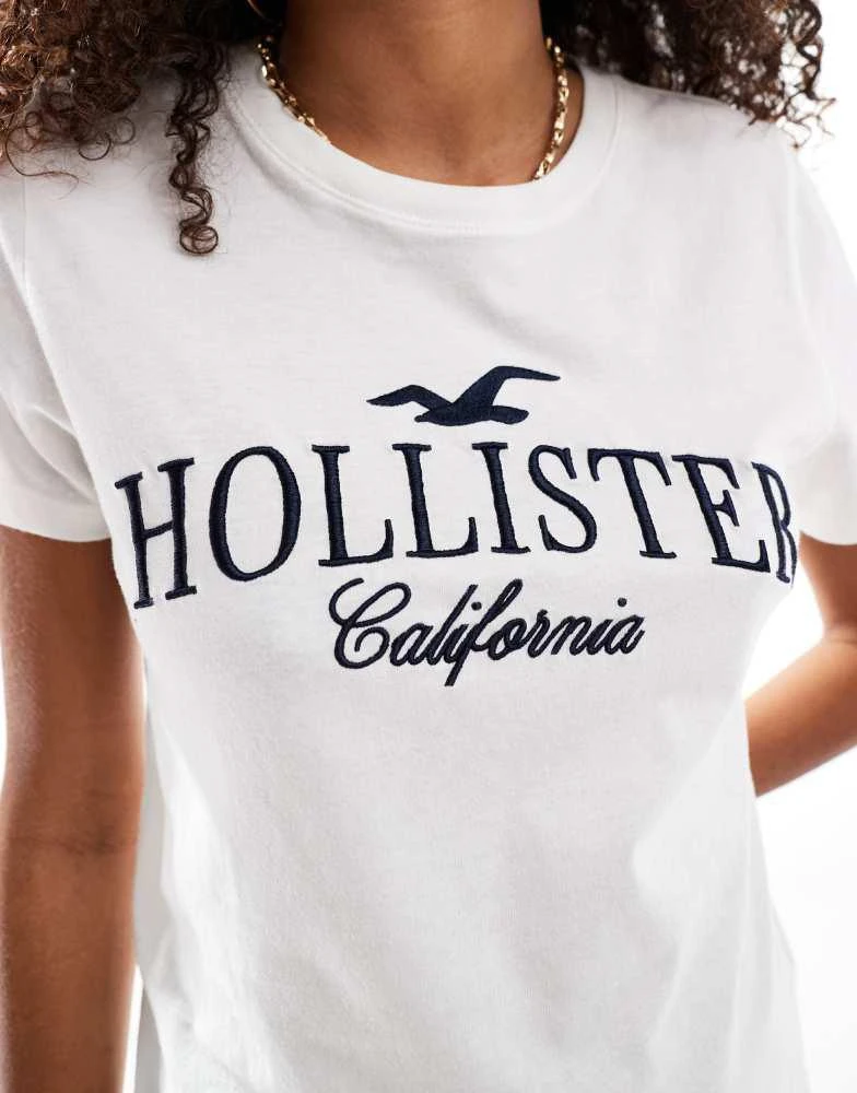 HOLLISTER Hollister short sleeve logo t-shirt in off white 3