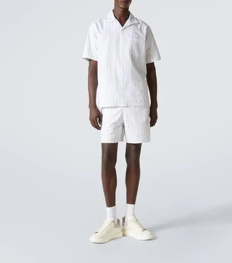 Alexander McQueen Oversized leather sneakers 2