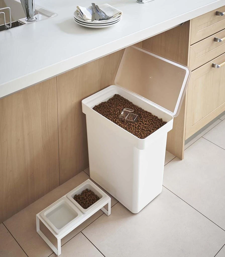 Yamazaki Home Rolling Airtight Pet Food Container (25 lbs.), Polypropylene, Extra Large, 6.6 gallons, 25 liters, Airtight, Wheels, No Assembly 3