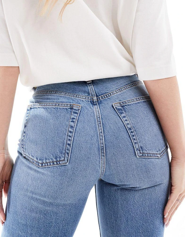 Topshop Topshop Hourglass Kort high rise straight jean in mid blue 4