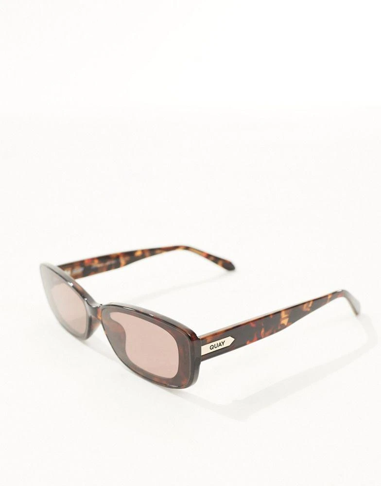 Quay Australia Oversized Tortoiseshell Sunglasses - Brown/Black for booth sex Quay On The Fly retro aviator sunglasses in tortoiseshell | ASOS main image 3