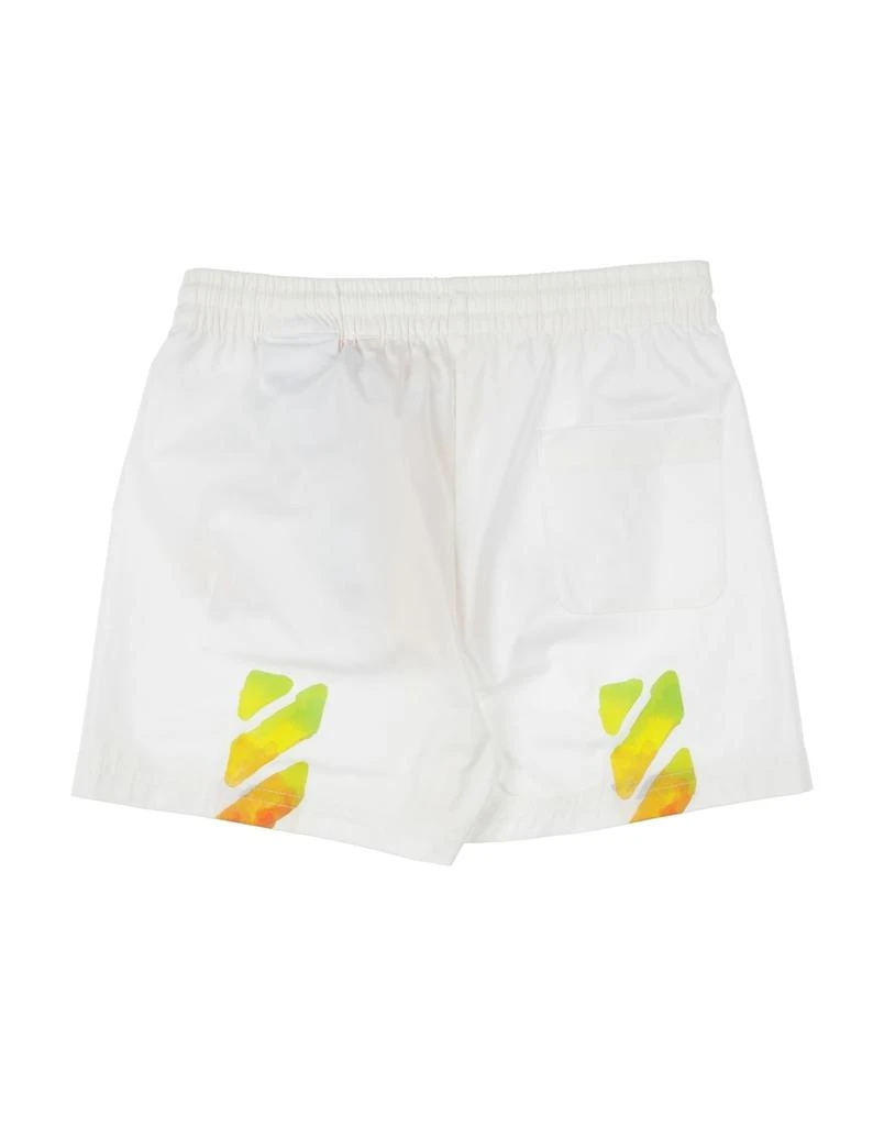 Off-White Shorts 
Bermuda 2