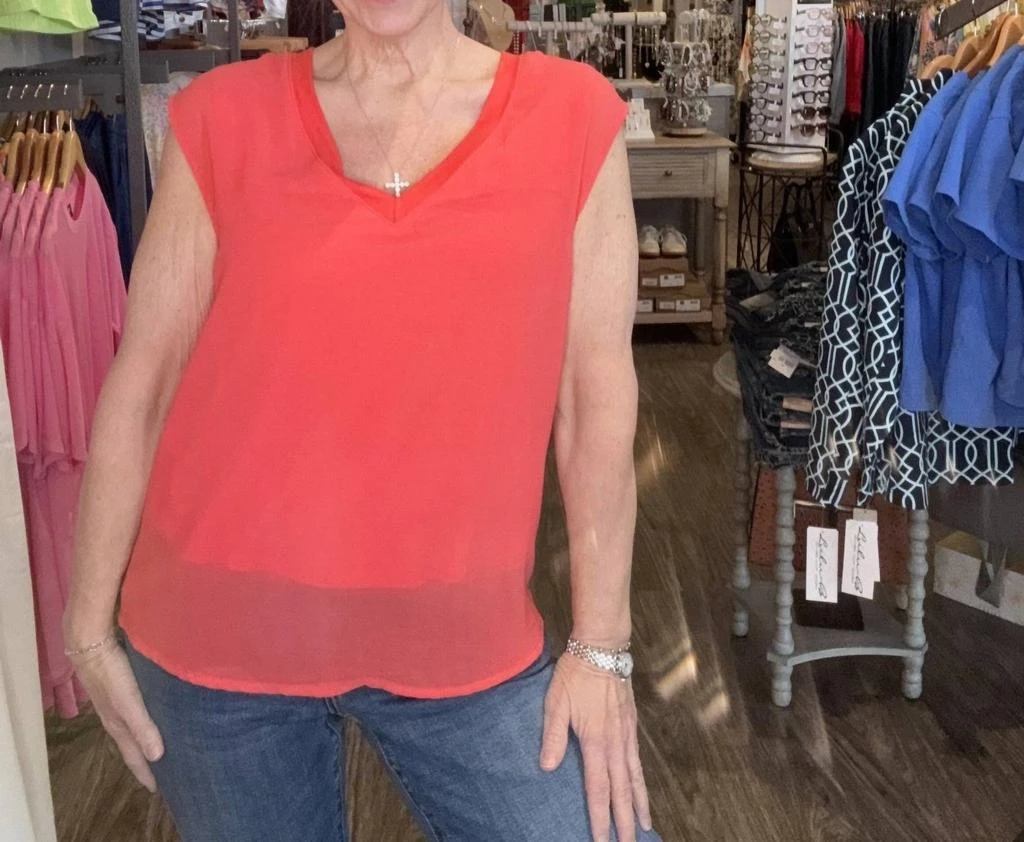Kylie Paige Kylie Paige - Chelsi Chiffon Barbir V-neck Lightweight Sleeveless Blouse
