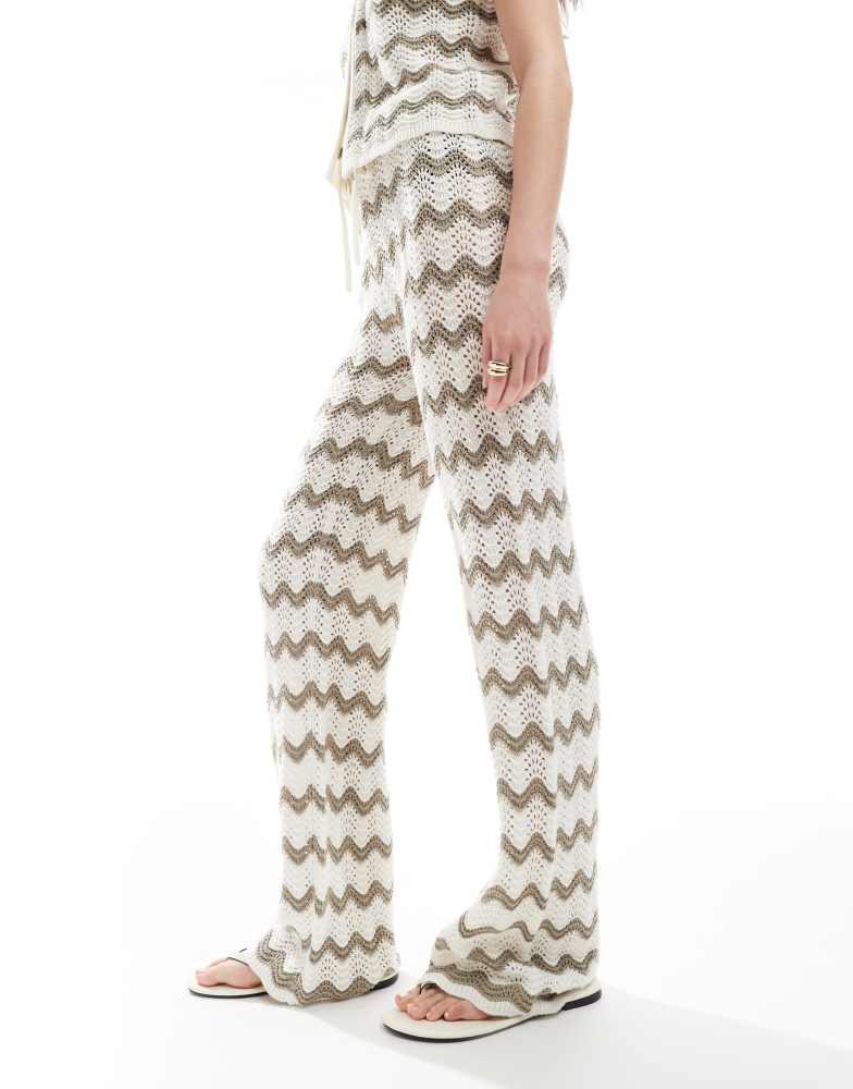 4th 
Reckless 4th 
Reckless wide leg crochet beach trouser co-ord in mocha and cream wave