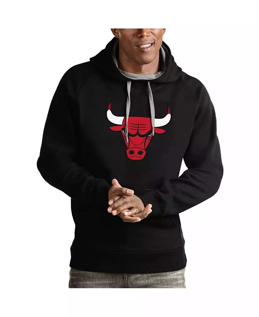 Antigua Men's Black Chicago Bulls Logo Victory Pullover Hoodie 1