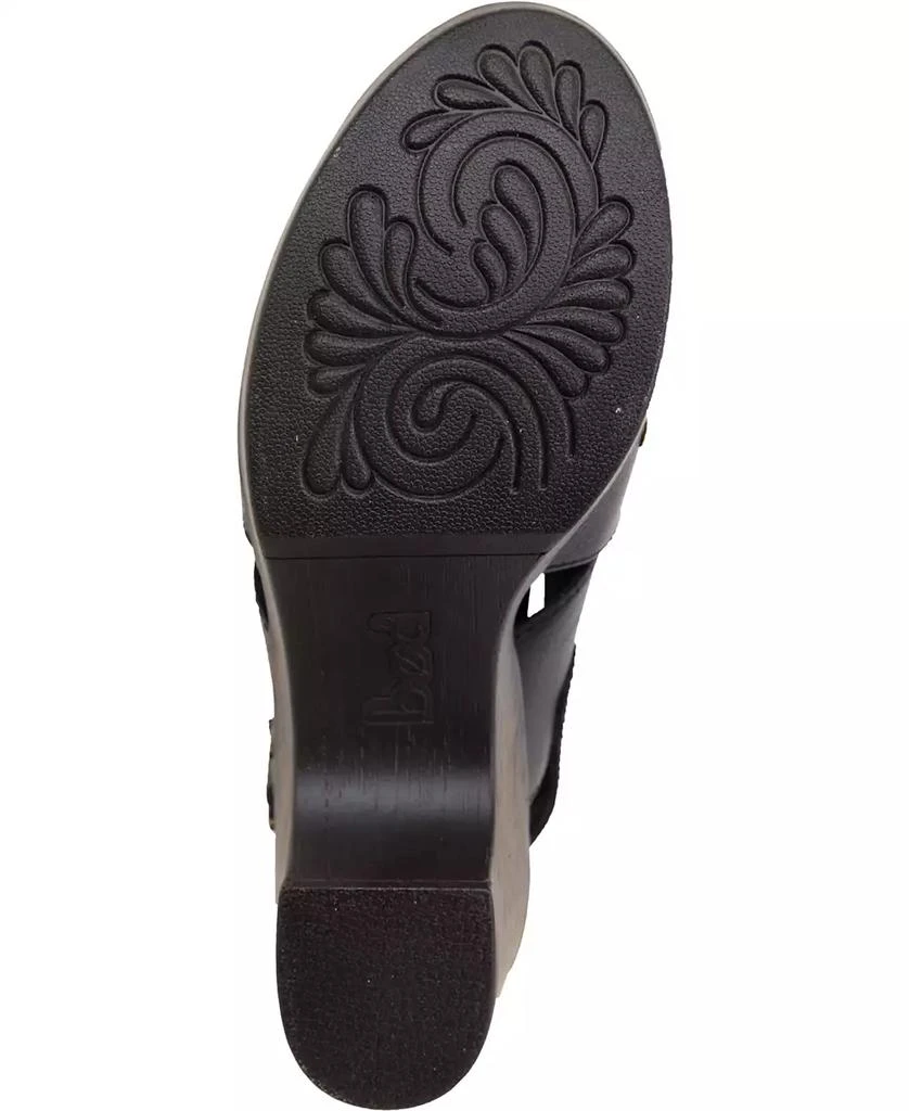 b.o.c. Women's Cecila Comfort Clog 5