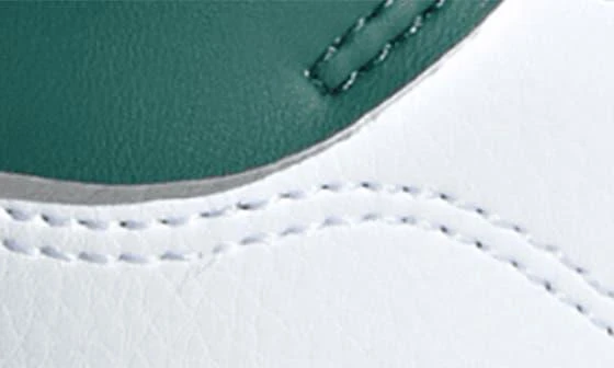 Adidas Advantage 2.0 Low Top Sneaker 7