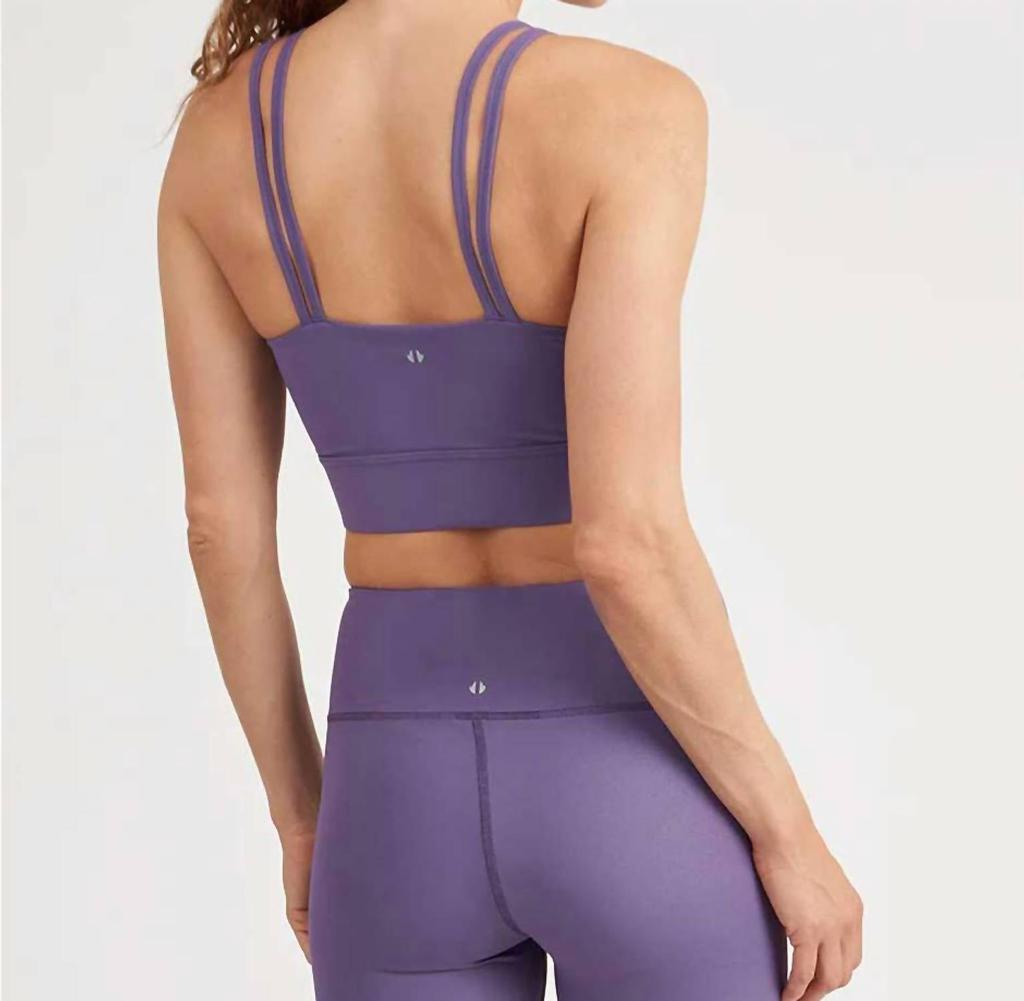 THRIVE SOCIETE Thrive Societe - Strappy Square Neck Sports Bra