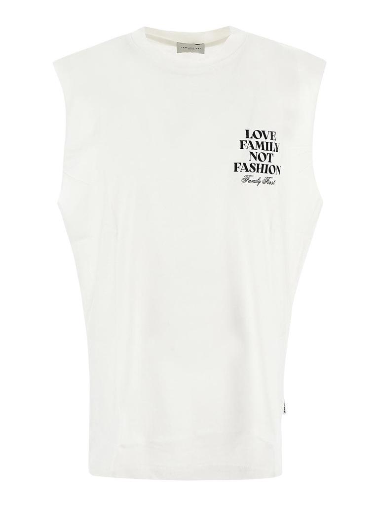 Family First tshirt man
