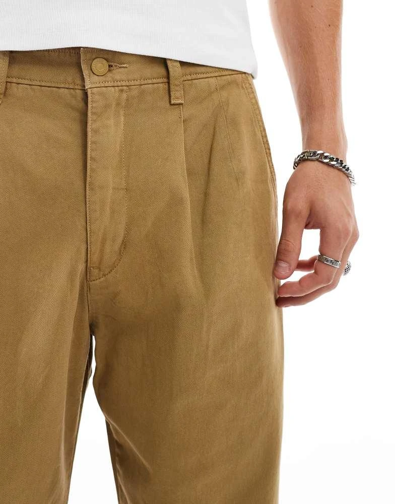 Levi's Levi's XX chinos loose straight pleated in khaki beige 5