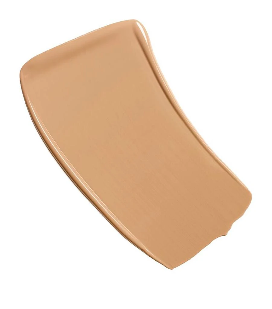 Chanel N°1 DE CHANEL Revitalizing Foundation 2
