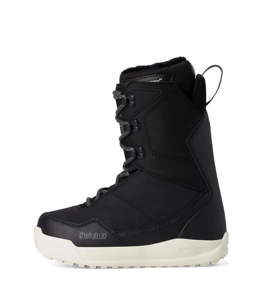 Thirty Two Shifty W
S 
24 4