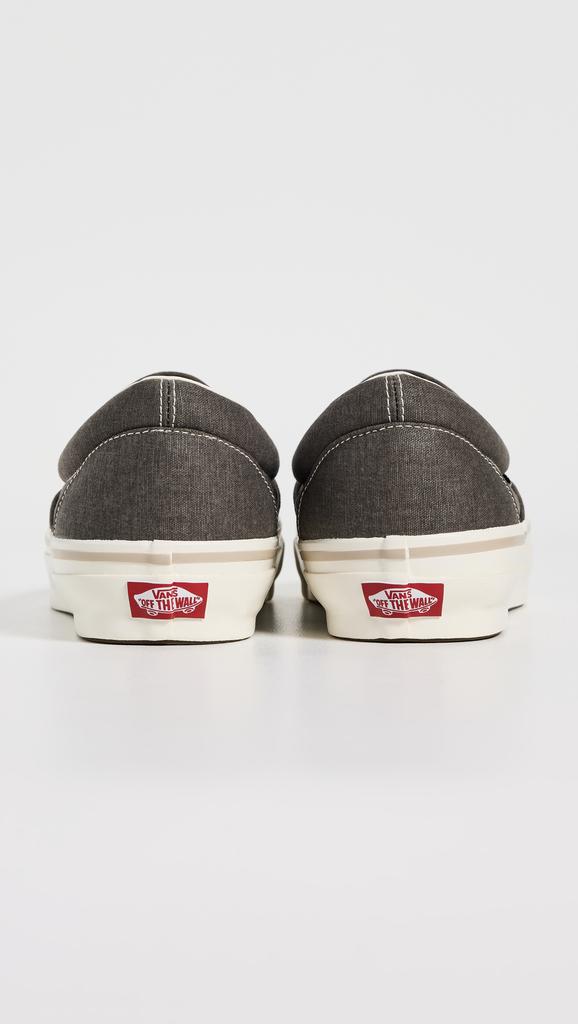 Vans Slip On Sneakers