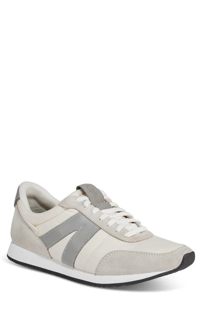 Kizik Gender Inclusive Milan Monument Hands-Free Sneaker 1