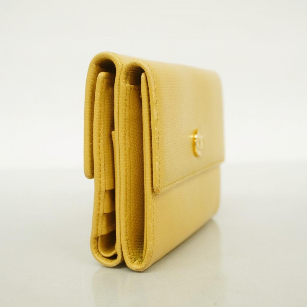 Chanel Leather Wallet (Tri-Fold) (Pre-Owned)