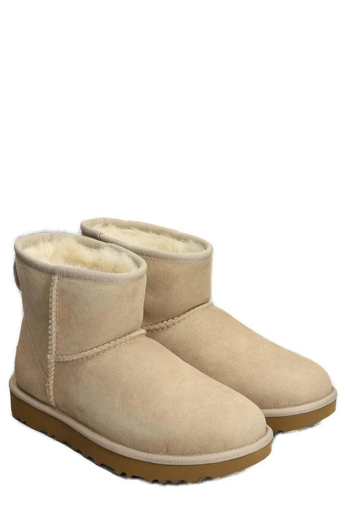 UGG UGG Classic Mini II Logo-Patch Ankle Boots 3