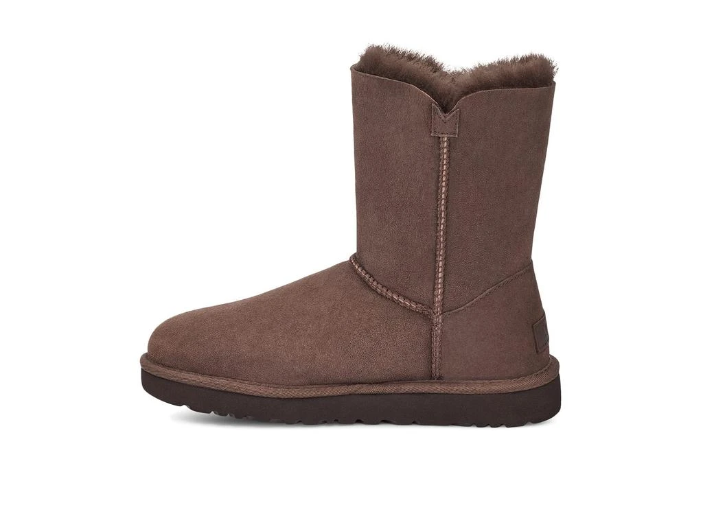 UGG Bailey Zip Short 4