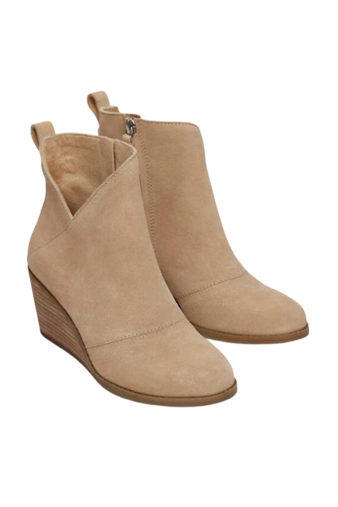 TOMS Women's Sutton Wedge Boot In Oatmeal Suede
