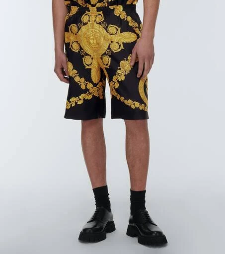 Versace Printed silk twill shorts 3