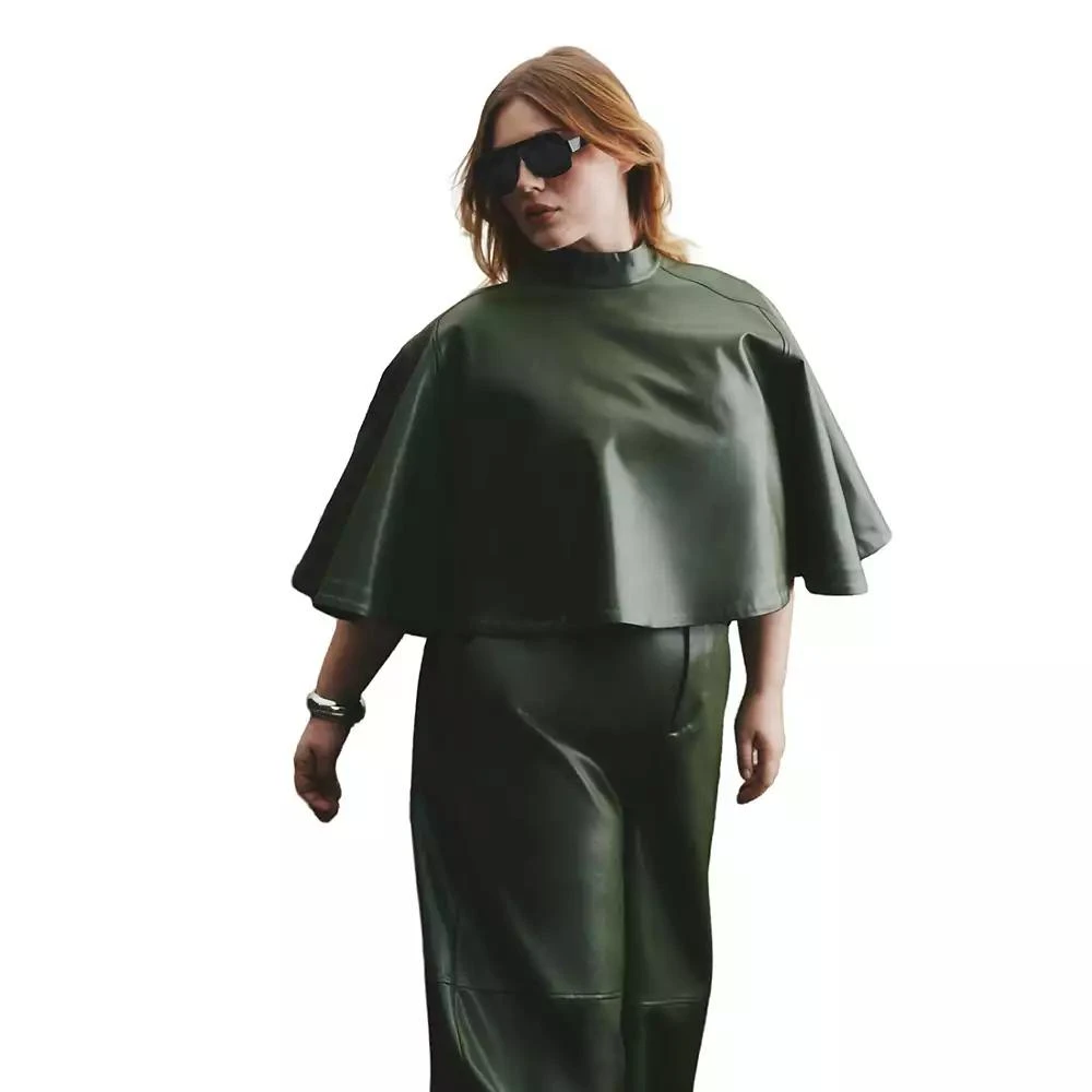 ELOQUII Women
s Plus Size Faux Leather Cape Top