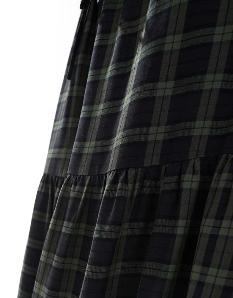 Pull&Bear Pull&Bear tiered maxi skirt in green check 5