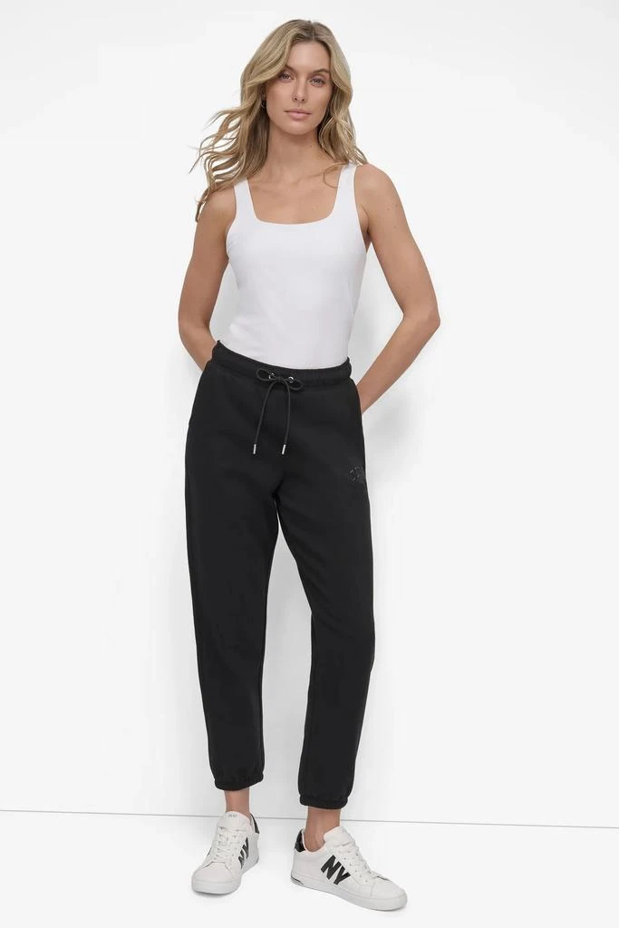 DKNY EMBROIDERED VARSITY LOGO JOGGER 6